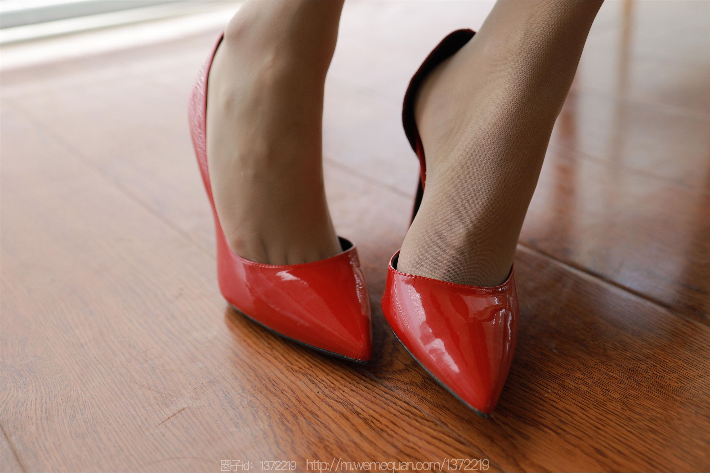 IESS异思趣向  2023.03.05 丝享家 1381 婉萍《晒晒太阳》